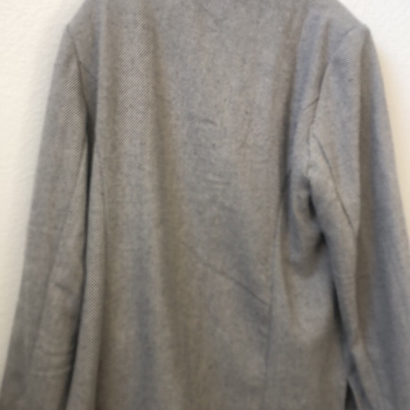 Jacket - Picture 3 of 4